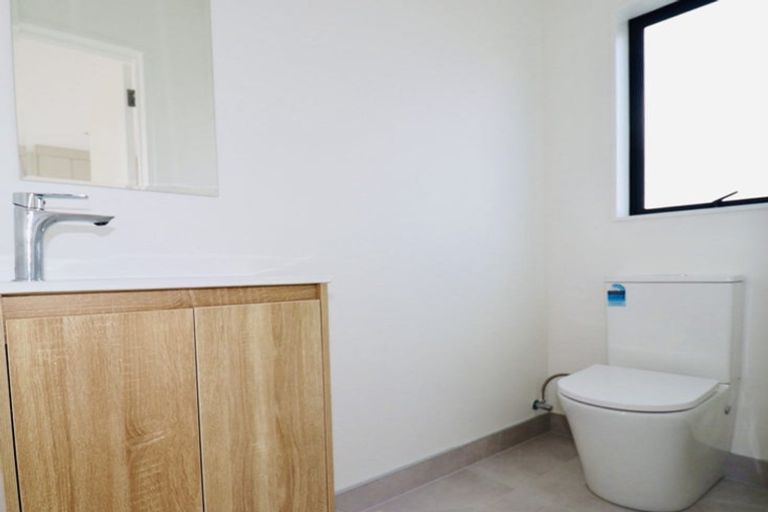 Photo of property in 4b Wahine Street, Papakura, 2110