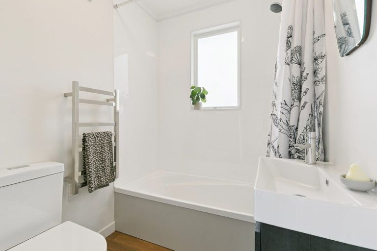 Photo of property in 97b Raroa Road, Aro Valley, Wellington, 6012