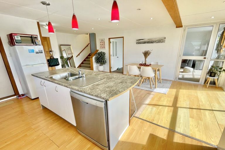 Photo of property in 94 Jamaica Drive, Grenada North, Wellington, 5028