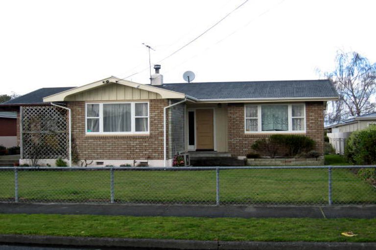 Photo of property in 53 Fergusson Street, Solway, Masterton, 5810