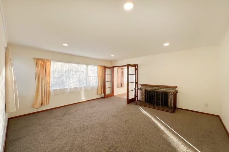 Photo of property in 82 Shoreham Street, Avondale, Auckland, 0600