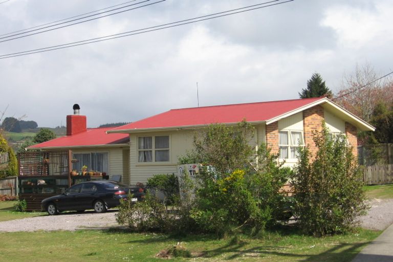 Photo of property in 5 Collie Drive, Pukehangi, Rotorua, 3015