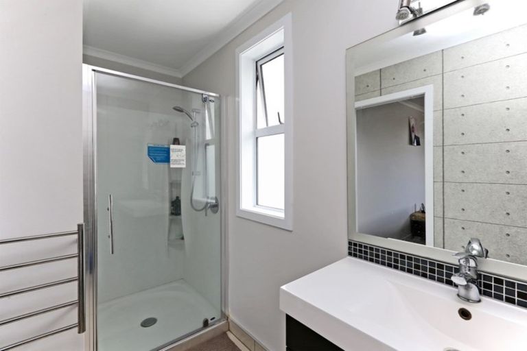 Photo of property in 37 Elliott Crescent, Havelock North, 4130