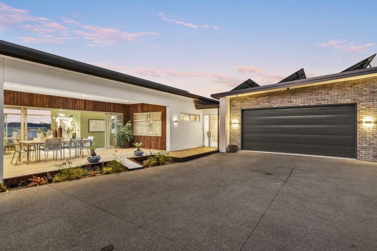 Photo of property in 83b Lynley Park Drive, Omokoroa, 3114