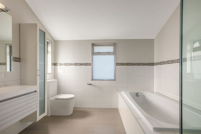 Photo of property in 18 Peel Lane, Aotea, Porirua, 5024