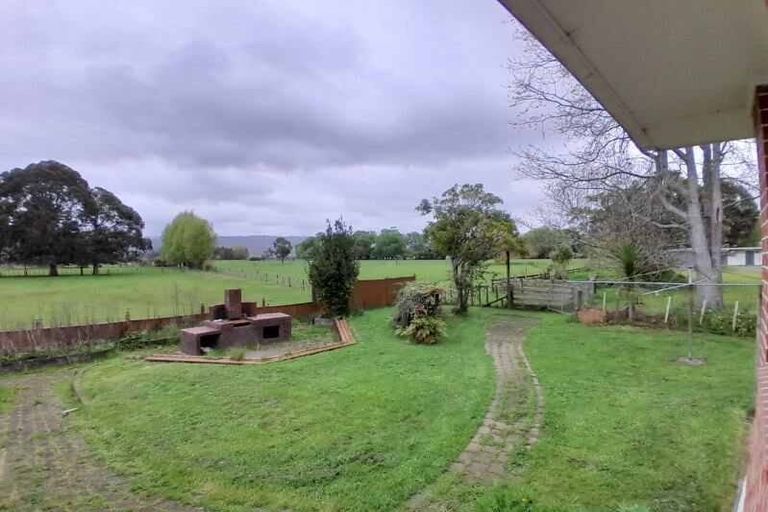 Photo of property in 361 Arapaepae Road, Levin, 5571