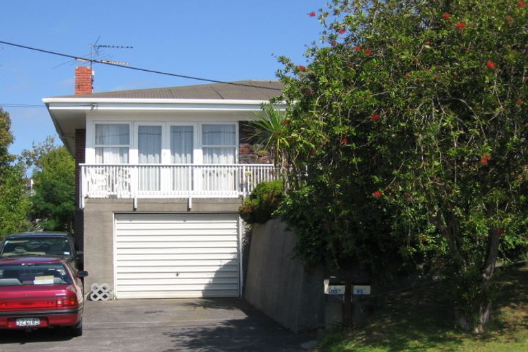 Photo of property in 90 Matipo Road, Mairangi Bay, Auckland, 0630