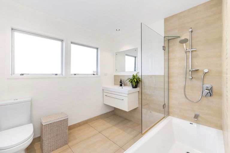 Photo of property in 65a Moa Road, Point Chevalier, Auckland, 1022