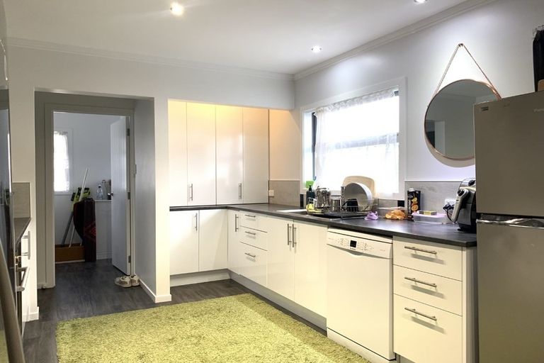 Photo of property in 27 Orchard Rise, Rosehill, Papakura, 2113