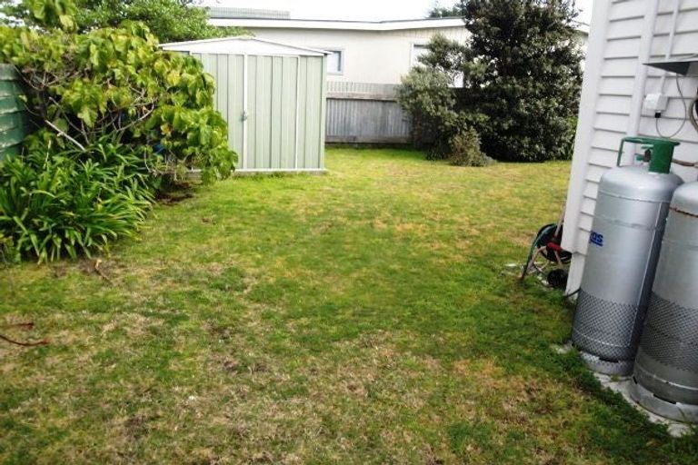 Photo of property in 134a Tutere Street, Waikanae Beach, Waikanae, 5036