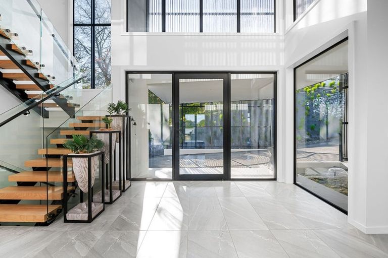 Photo of property in 2221 River Road, Horsham Downs, Hamilton, 3281