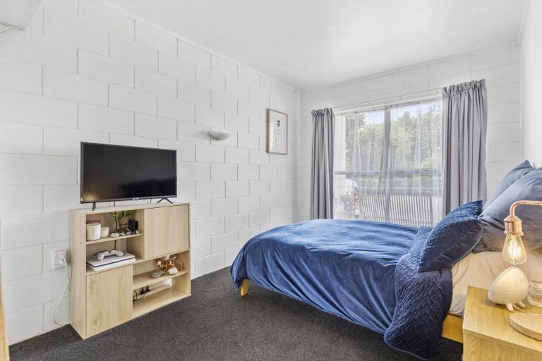 Photo of property in 3/19a Verbena Road, Birkdale, Auckland, 0626