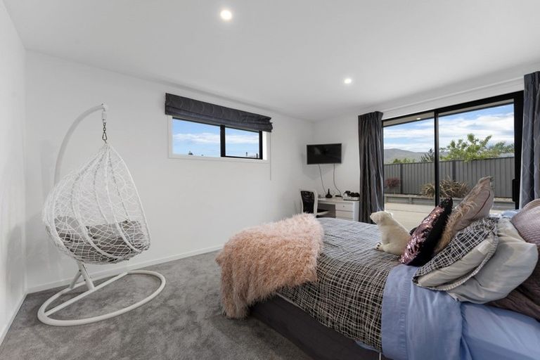 Photo of property in 39 Missy Crescent, Mount Pisa, Cromwell, 9383