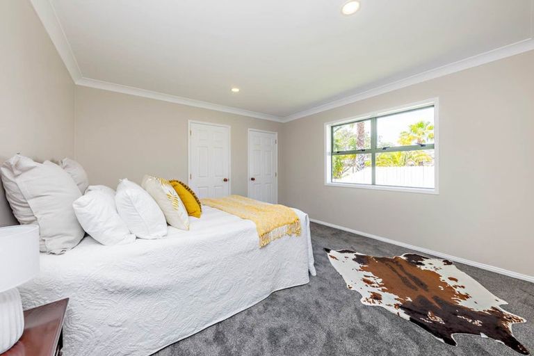 Photo of property in 2 Emyvalie Place, Dannemora, Auckland, 2016