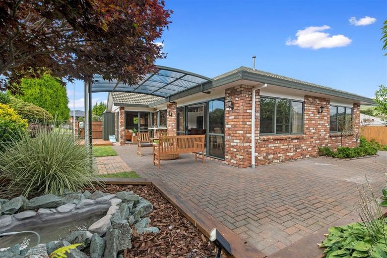 Photo of property in 4 Mccahon Drive, Pukehangi, Rotorua, 3015