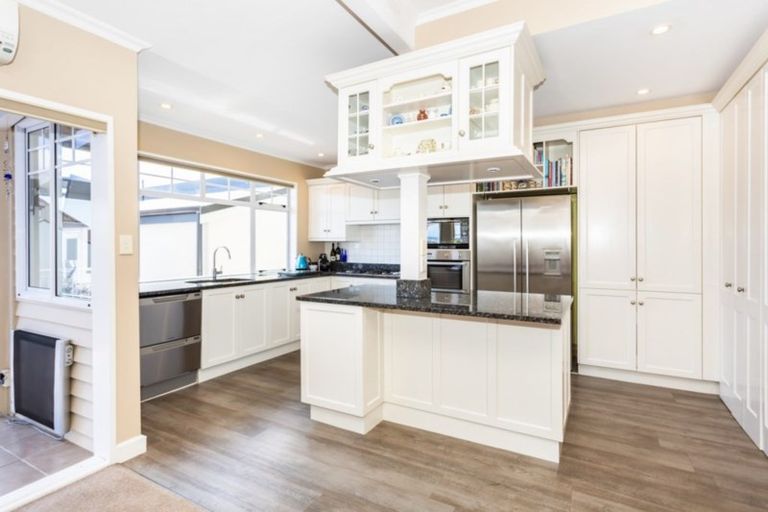 Photo of property in 91a Hackthorne Road, Cashmere, Christchurch, 8022