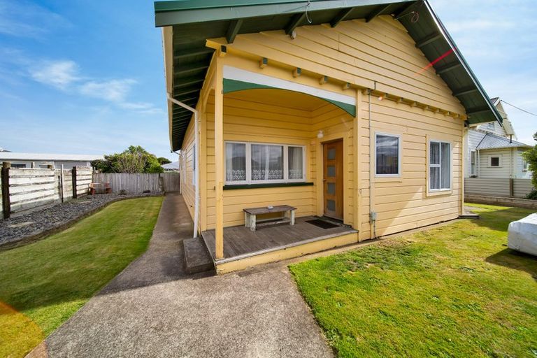 Photo of property in 29 Erin Street, Hawera, 4610