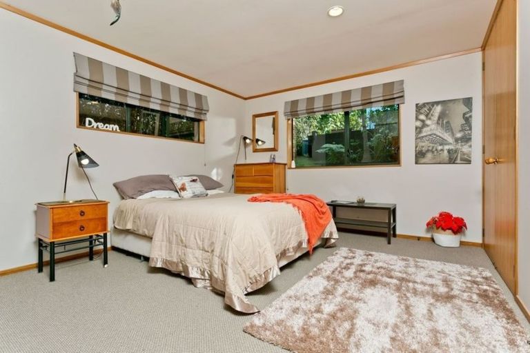 Photo of property in 2/112 Arran Road, Browns Bay, Auckland, 0630