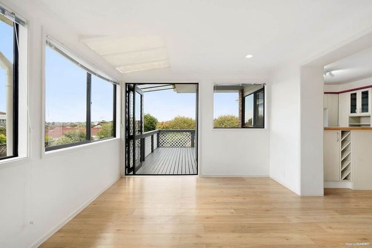 Photo of property in 36 Sturges Road, Henderson, Auckland, 0612