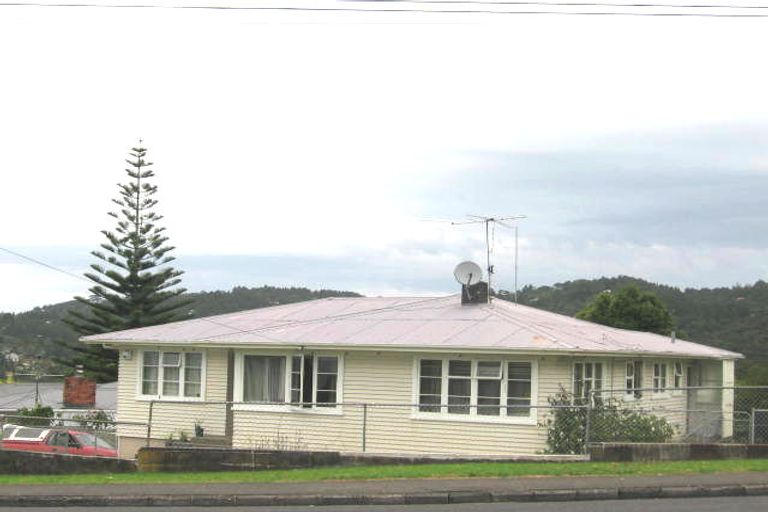 Photo of property in 90 Glengarry Road, Glen Eden, Auckland, 0602