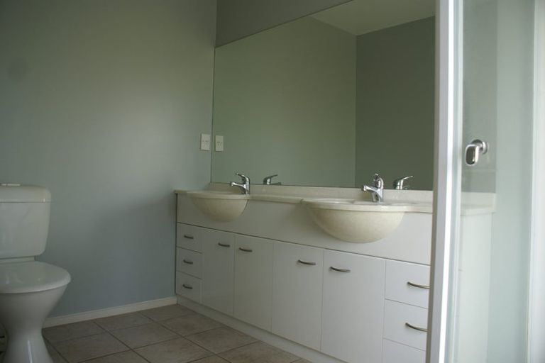 Photo of property in 132a Ilam Road, Ilam, Christchurch, 8041