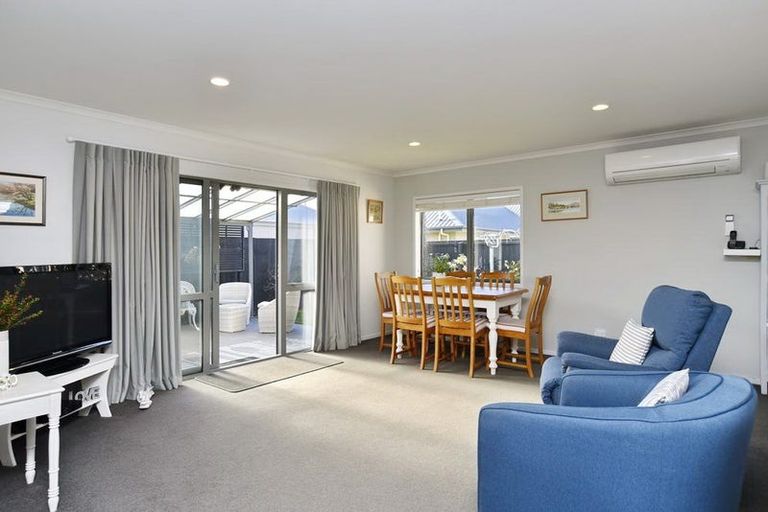 Photo of property in 30 Taiore Crescent, Marshland, Christchurch, 8083