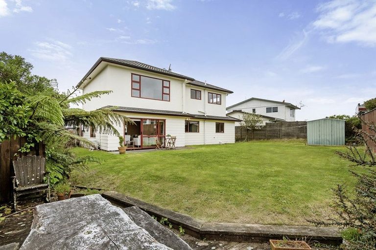 Photo of property in 58 Cypress Drive, Maungaraki, Lower Hutt, 5010