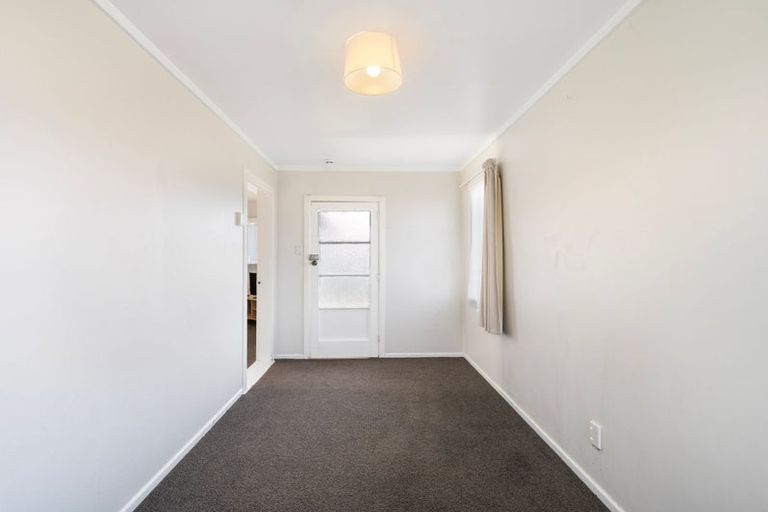 Photo of property in 10 Cornfoot Street, Castlecliff, Whanganui, 4501