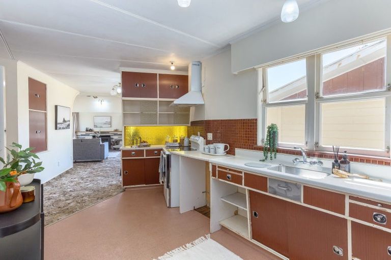 Photo of property in 210 Belvedere Road, Carterton, 5713