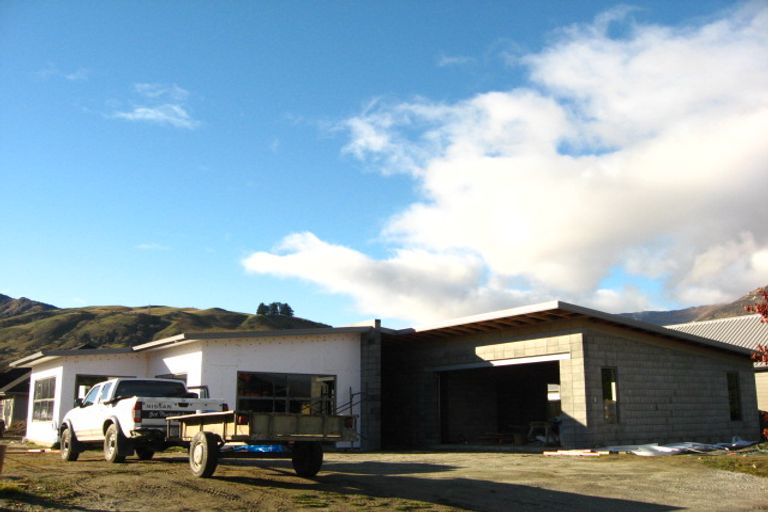 Photo of property in 9 Haddow's Place, Lake Hayes, Queenstown, 9304