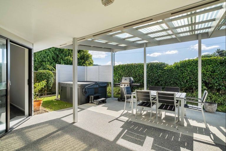 Photo of property in 205 Tamaki Road, Whangamata, 3620