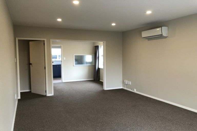 Photo of property in 2/74 Creyke Road, Ilam, Christchurch, 8041