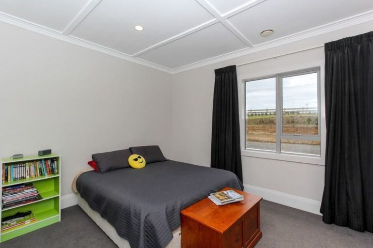 Photo of property in 311 Corbett Road, Paraite, New Plymouth, 4373