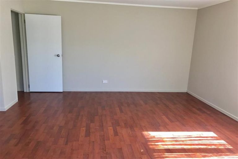 Photo of property in 24 Freda Place, Favona, Auckland, 2024