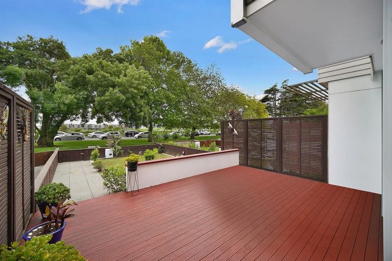 Photo of property in 26 Willow Camp Road, Takanini, 2112
