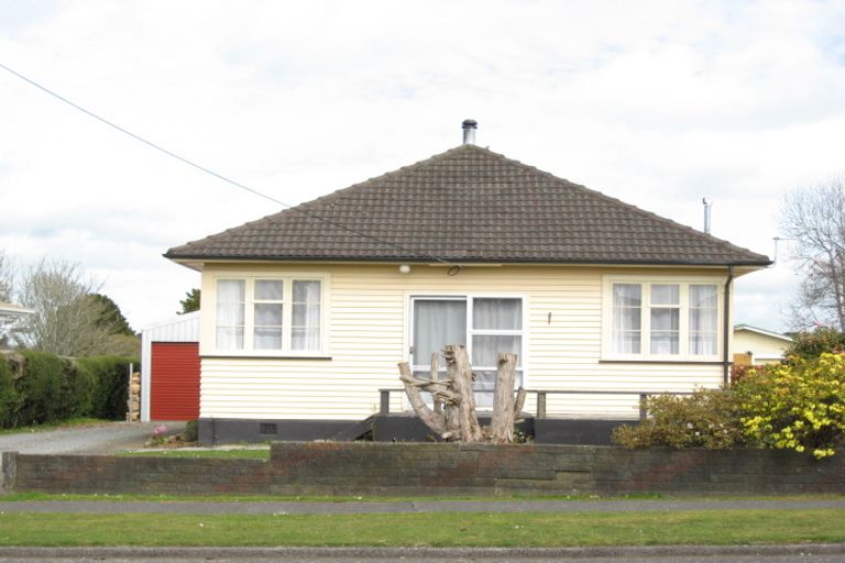 Photo of property in 35 Pembroke Road, Stratford, 4332