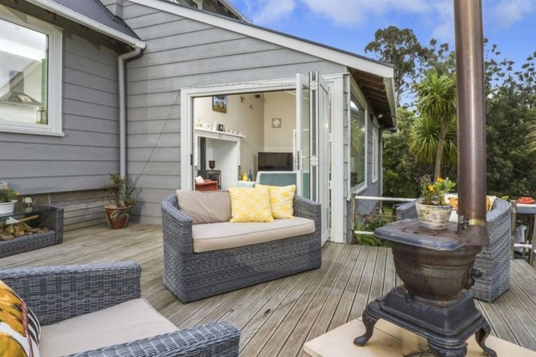Photo of property in 81 Attwood Road, Paremoremo, Auckland, 0632