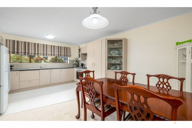 Photo of property in 6 Bond Street, Waimate, 7924