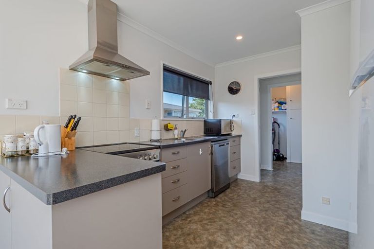 Photo of property in 31 Karamea Crescent, Kelvin Grove, Palmerston North, 4414