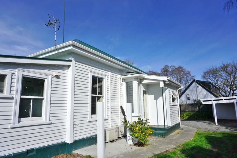 Photo of property in 2/59 Waimea Terrace, Beckenham, Christchurch, 8023
