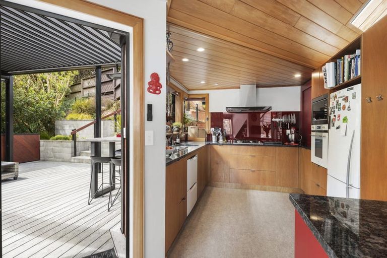 Photo of property in 14 Madras Street, Khandallah, Wellington, 6035