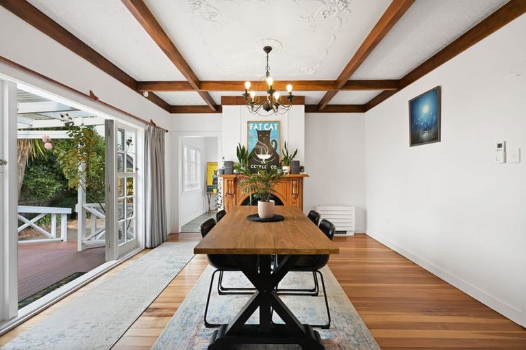 Photo of property in 23 Taylor Terrace, St Andrews, Hamilton, 3200