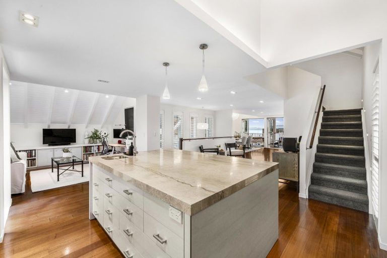 Photo of property in 20 King Edward Parade, Devonport, Auckland, 0624