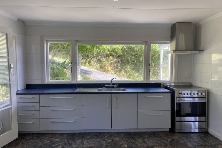 Photo of property in 109 Island Bay Road, Beach Haven, Auckland, 0626