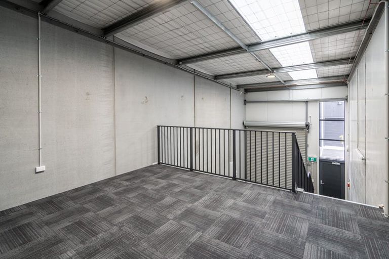 Photo of property in 11 Northside Drive, Waikiwi, Invercargill, 9810