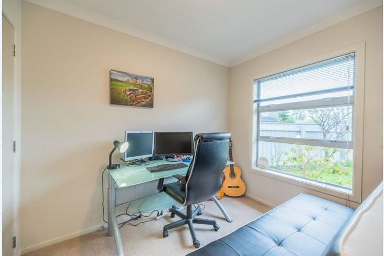 Photo of property in 11 Jeannie Way, Waikanae Beach, Waikanae, 5036