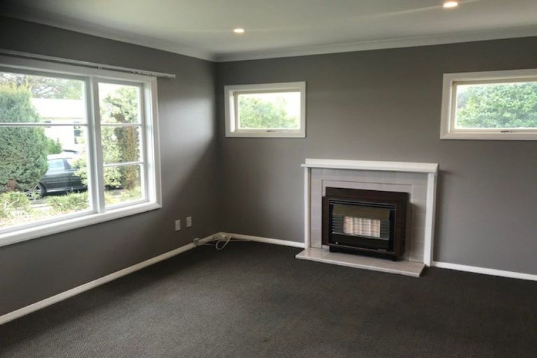 Photo of property in 9 Tern Place, Hokowhitu, Palmerston North, 4410