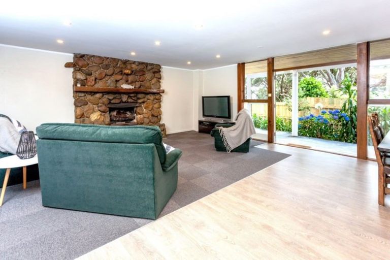 Photo of property in 10 Fishermans Bend, Whiritoa, Whangamata, 3691