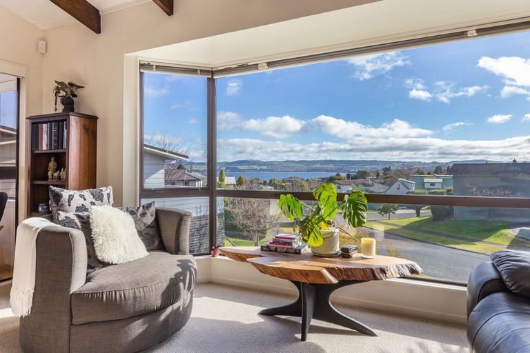 Photo of property in 40 Saint James Street, Richmond Heights, Taupo, 3330