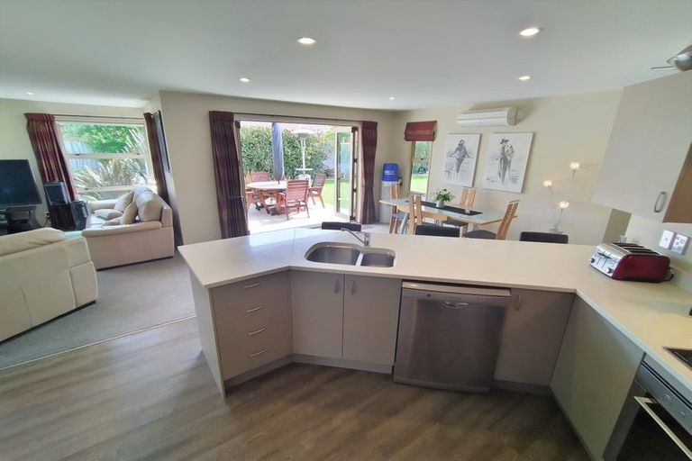 Photo of property in 14 Acacia Avenue, Rangiora, 7400